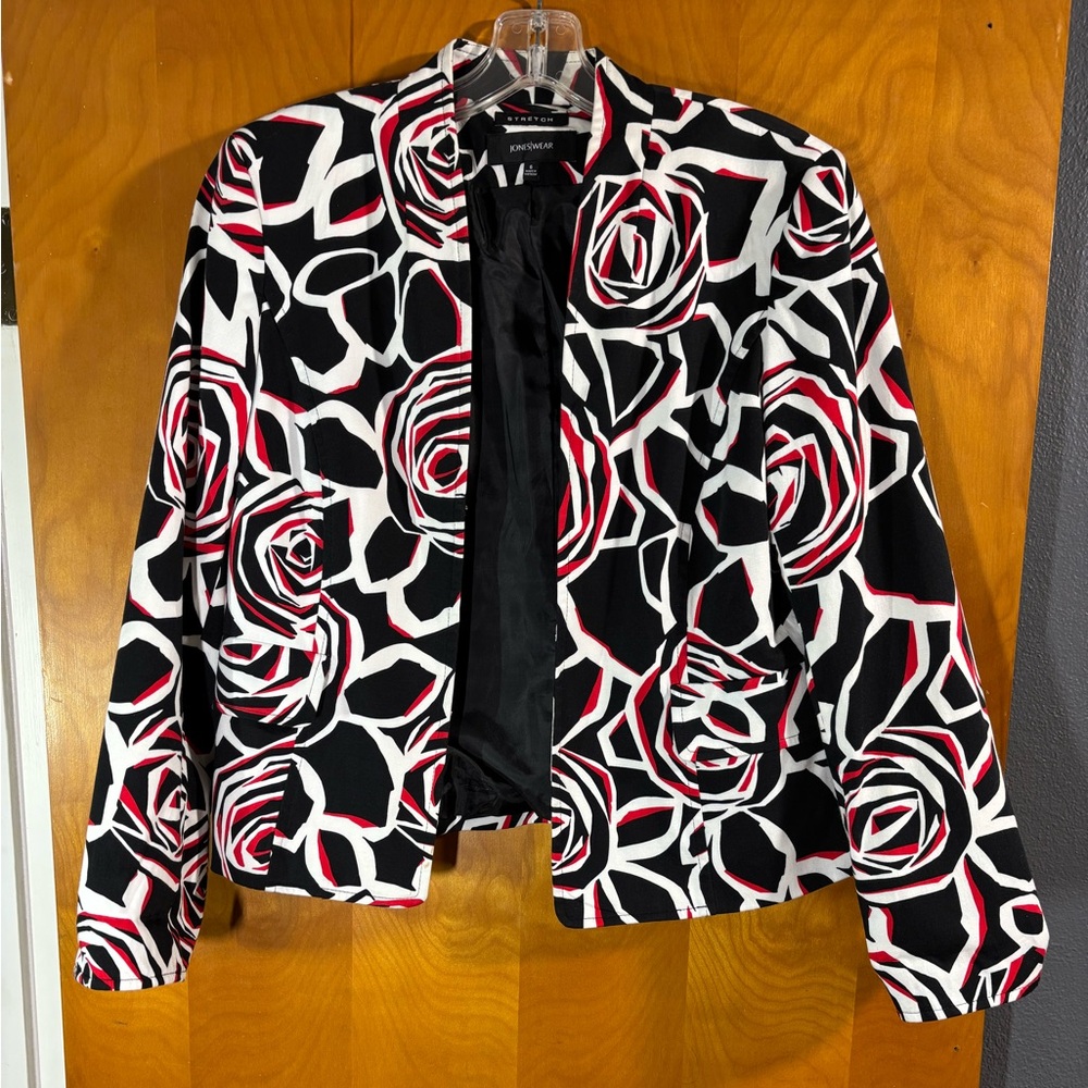 Jones Wear Black and White Floral Blazer with Red Accents, Size 6